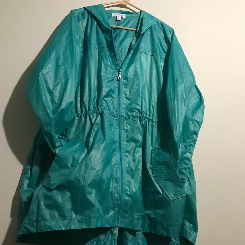 NEVER WORN Kim Rodgers hooded rain jacket